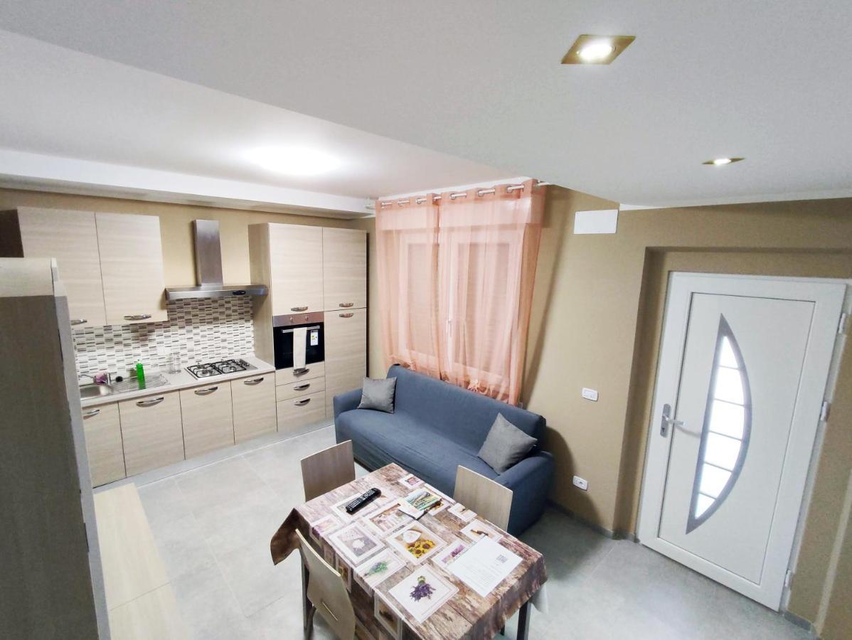 Villa Paoletti, Appartamento Confortevole Nel Cuore Di Gradara Exterior foto