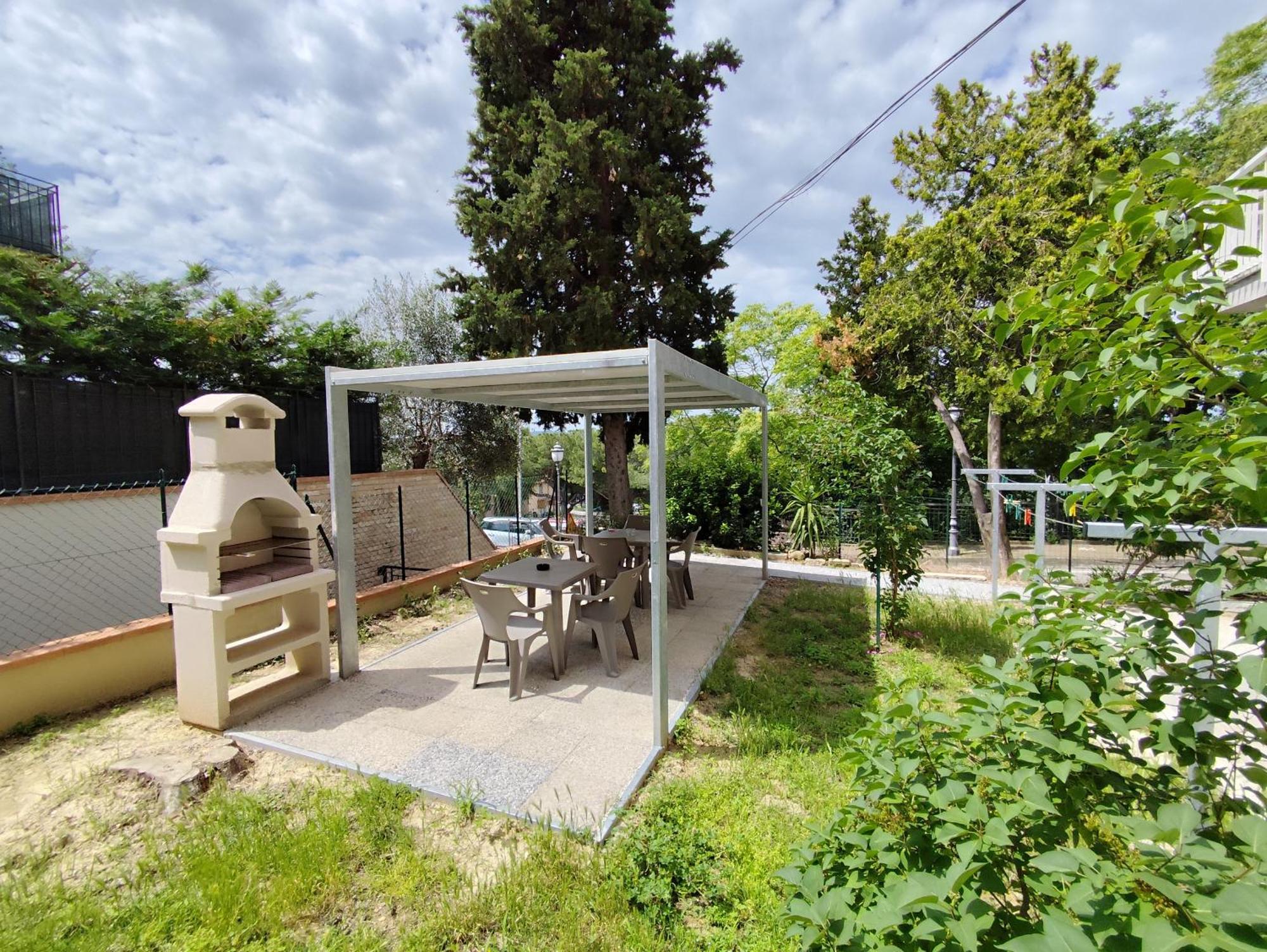 Villa Paoletti, Appartamento Confortevole Nel Cuore Di Gradara Exterior foto